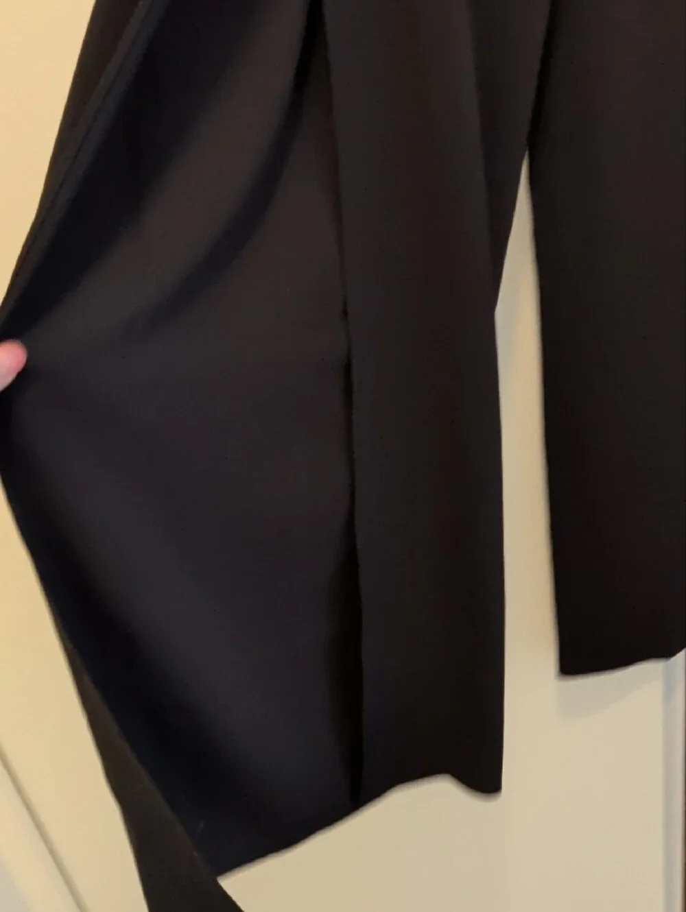 Alice + Olivia Black Wide-Leg Draped Split Leg Trousers